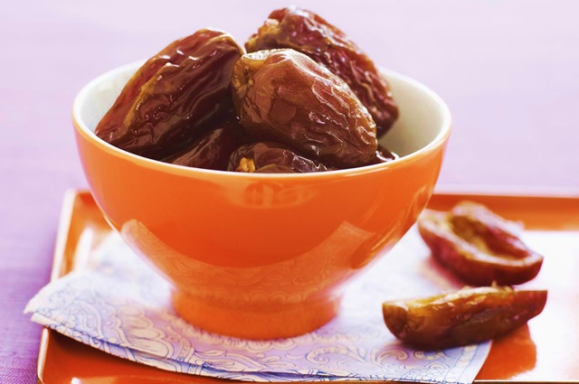 Dates of Pakistan -  - Aseel Dates (Fruit - Fresh & Dried) - GNS Pakistan (Leading Dates Company in Pakistan - Dates Factory Processing Plant Production Unit) Exporters Processors Bulk Suppliers Wholesale Dealers International Traders Local Manufacturers, Leading Trading Company Major Producers of  Best Quality Pakistani Dates Global Sourcing & Dealing in FAQ GAQ Industrial High A B C Grade Fresh Dry Wet Pitted Diced Chopped Processed Aseel Begum Jangi BJ Organic Dates Khajoor Fruit Processing Food Factory Dates Processing Plant Karachi Sukkur Market Khairpur Sindh Pakistan